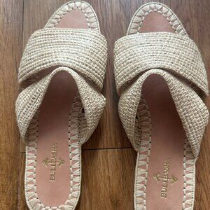 Beautiful Bulibasha Dariau sandals Size 39